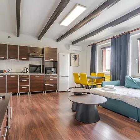 Staromiejska Comfort By Bookinghost Apartmán Hlivice